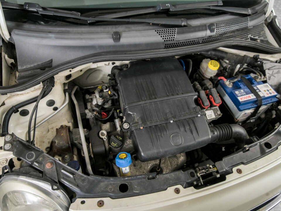 Immagine 38/48 di FIAT 500 (2009)