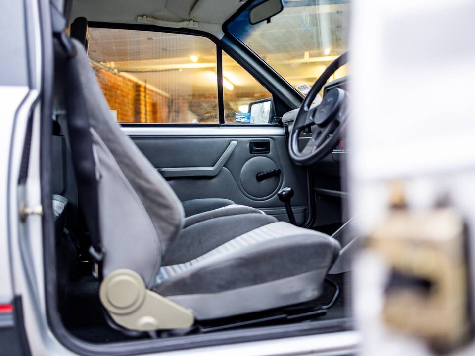 Image 26/40 of Vauxhall Nova 1.3 (1989)