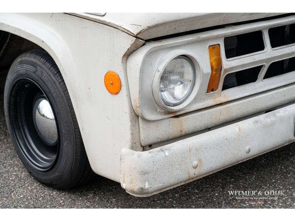 Bild 23/28 von Dodge D 100 (1968)