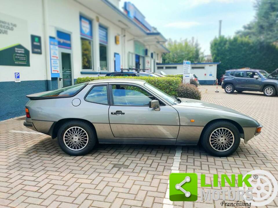 Bild 8/10 von Porsche 924 (1985)