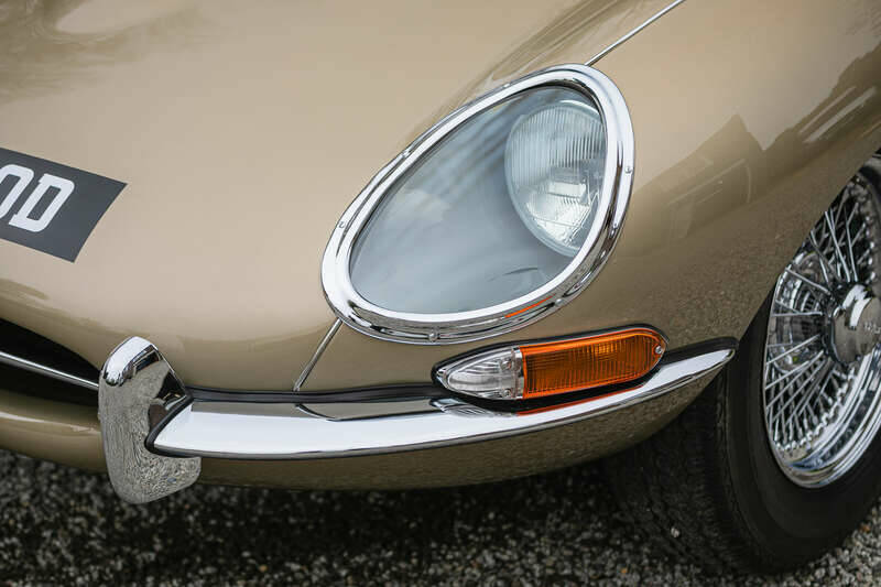 Immagine 36/50 di Jaguar E-Type 4.2 (1965)