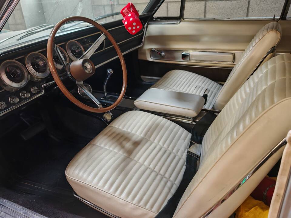 Image 3/12 of Dodge Charger (1966)