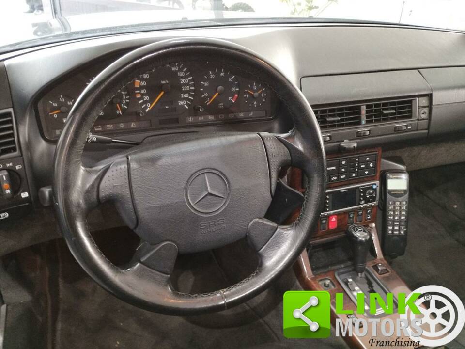 Image 6/10 of Mercedes-Benz SL 320 (1995)