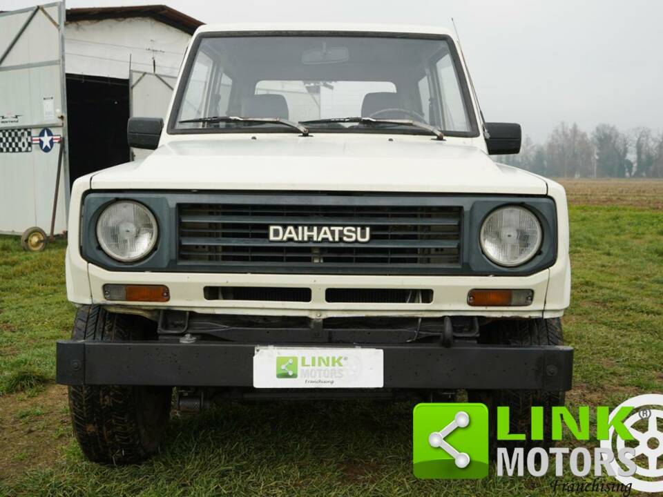 Image 2/10 of Daihatsu Fourtrak 2.8 TD (1987)