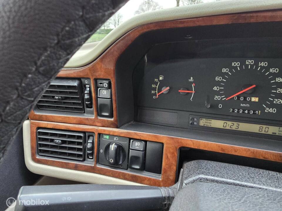 Image 24/38 de Volvo 850 2.5-20V (1995)