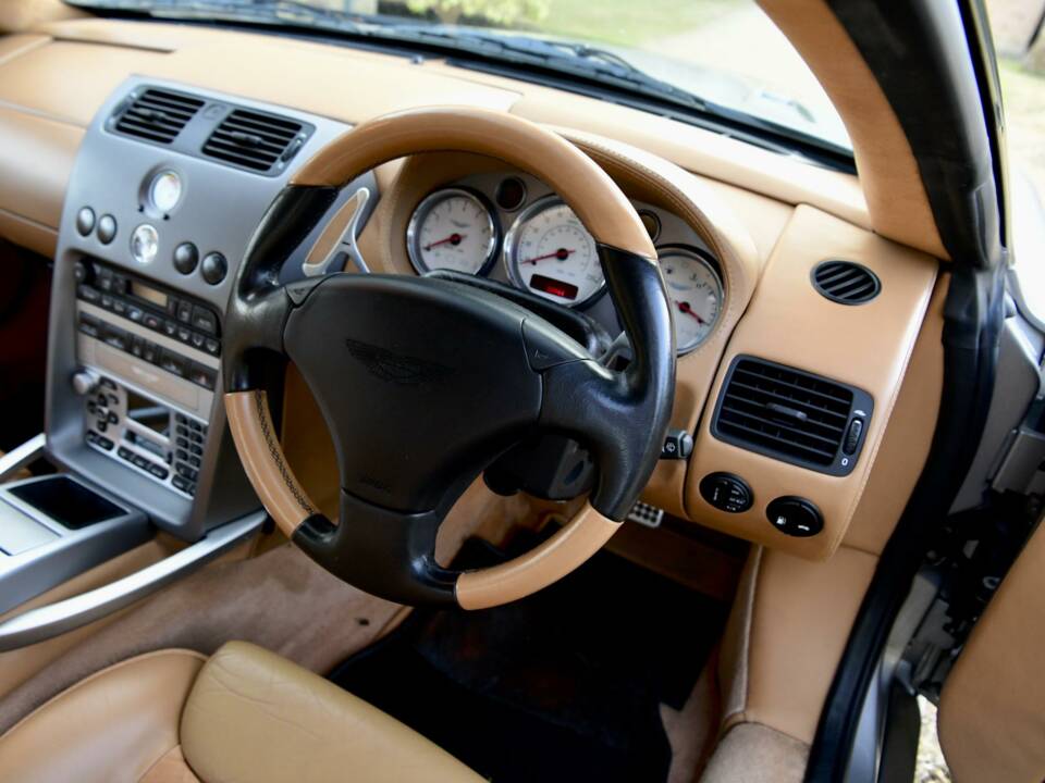 Bild 34/50 von Aston Martin V12 Vanquish (2001)