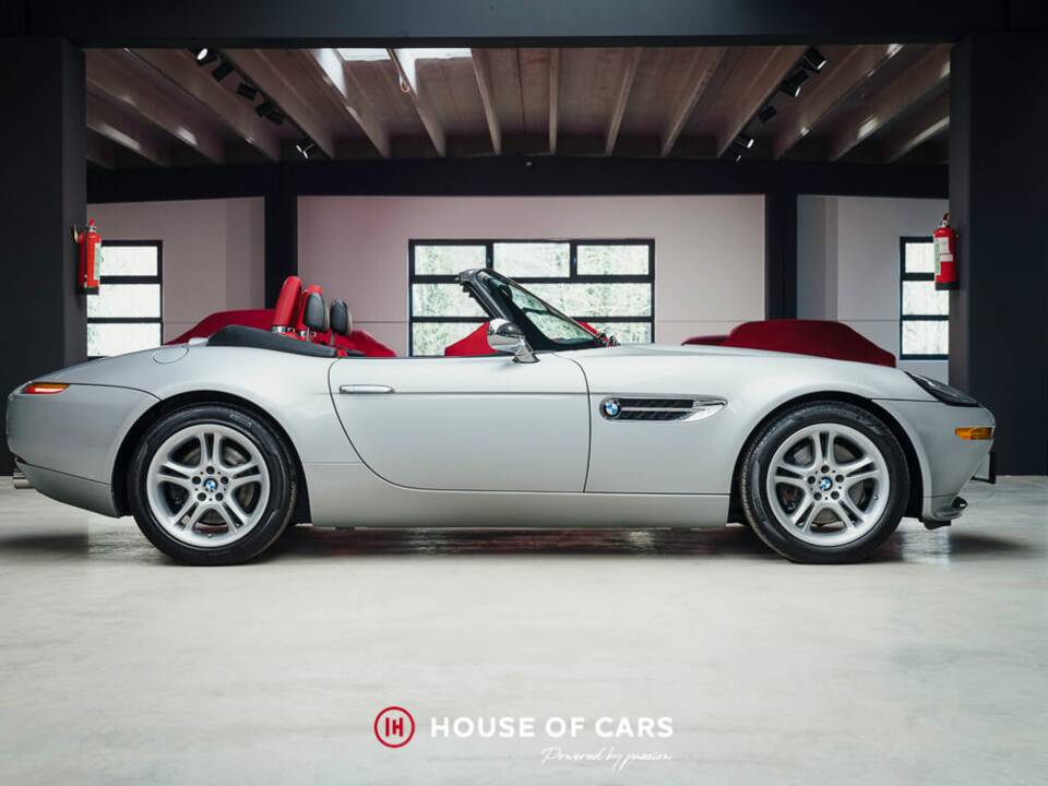 Image 5/25 of BMW Z8 (2002)
