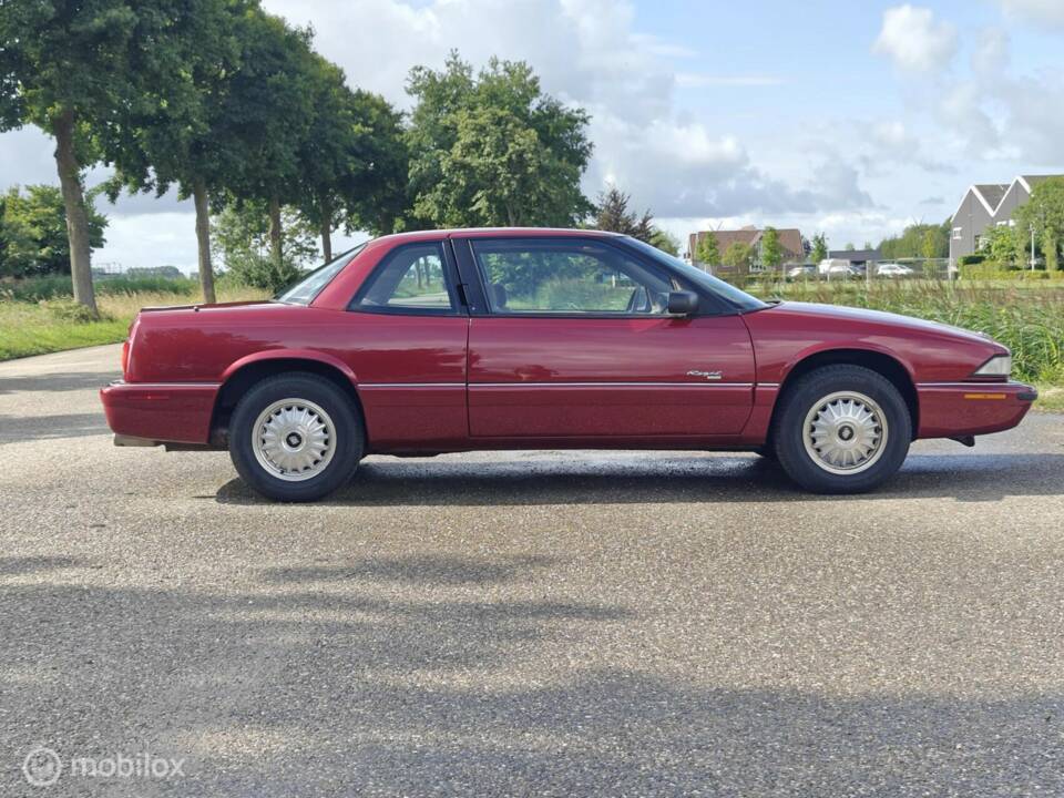 Imagen 11/48 de Buick Regal Sedan (1996)