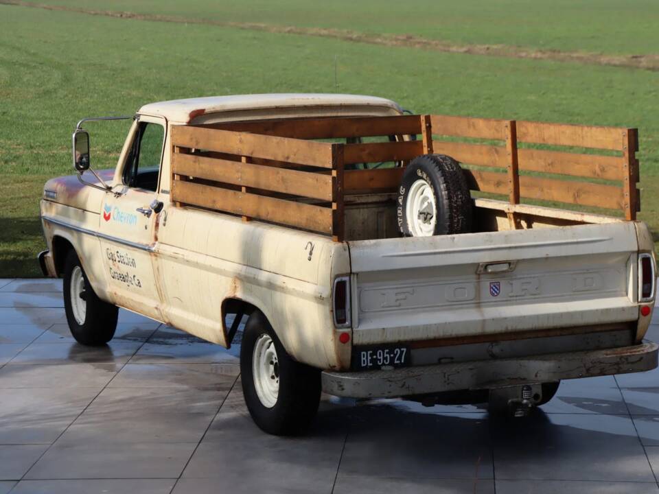 Image 11/52 of Ford F-100 (1967)