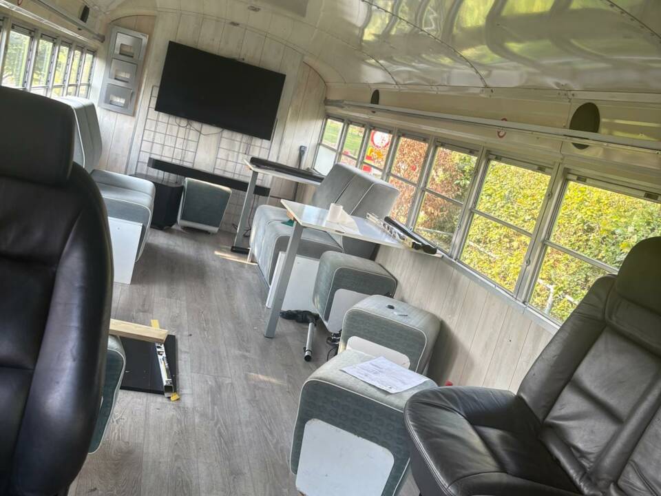 Bild 5/9 von Ford B-700 (1986)