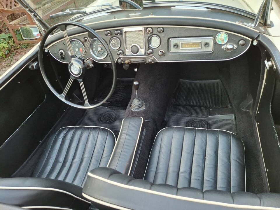 Image 9/22 de MG MGA 1600 (1962)