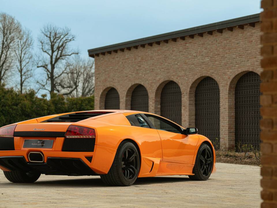 Image 29/50 of Lamborghini Murciélago (2003)