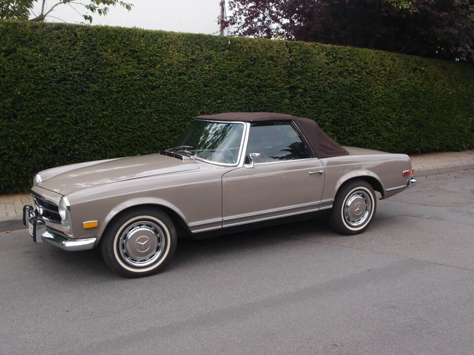Image 10/99 de Mercedes-Benz 280 SL (1971)