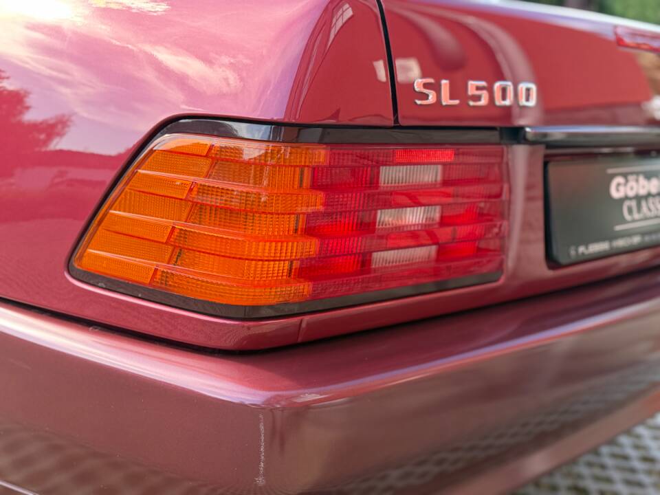 Image 9/34 de Mercedes-Benz 500 SL (1993)