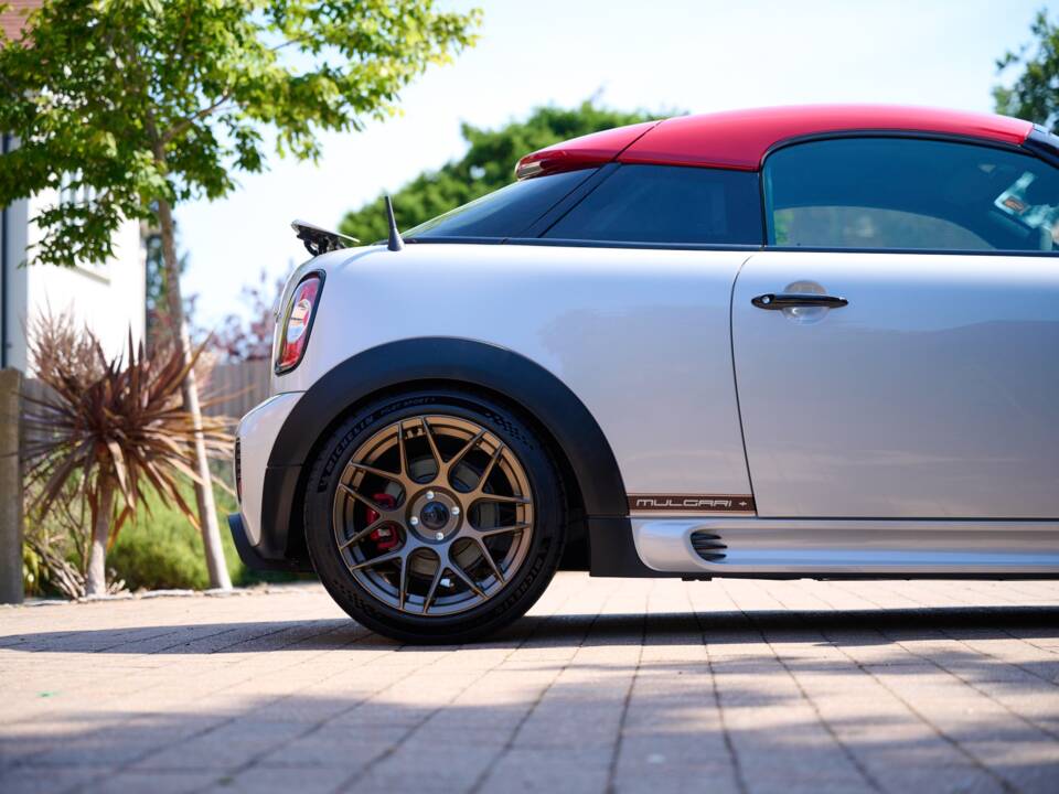 Imagen 26/50 de Mini John Cooper Works (2011)