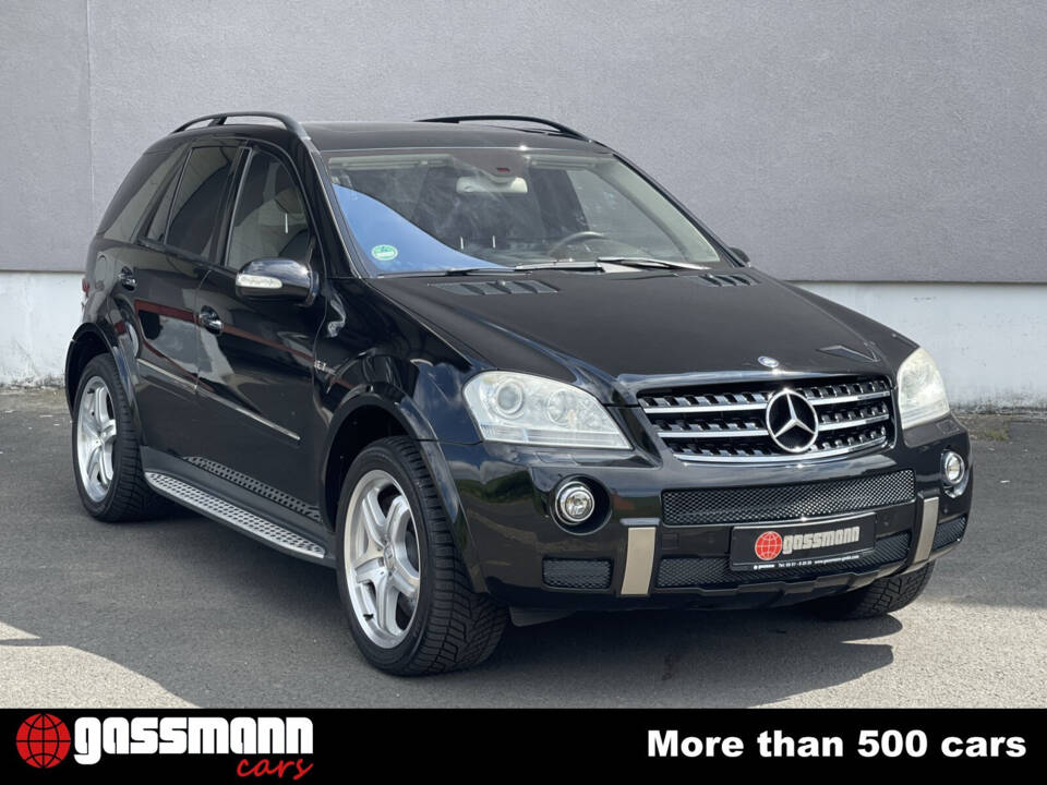 Bild 3/15 von Mercedes-Benz ML 63 AMG (2006)