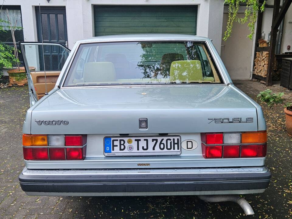 Image 9/13 of Volvo 760 (1988)