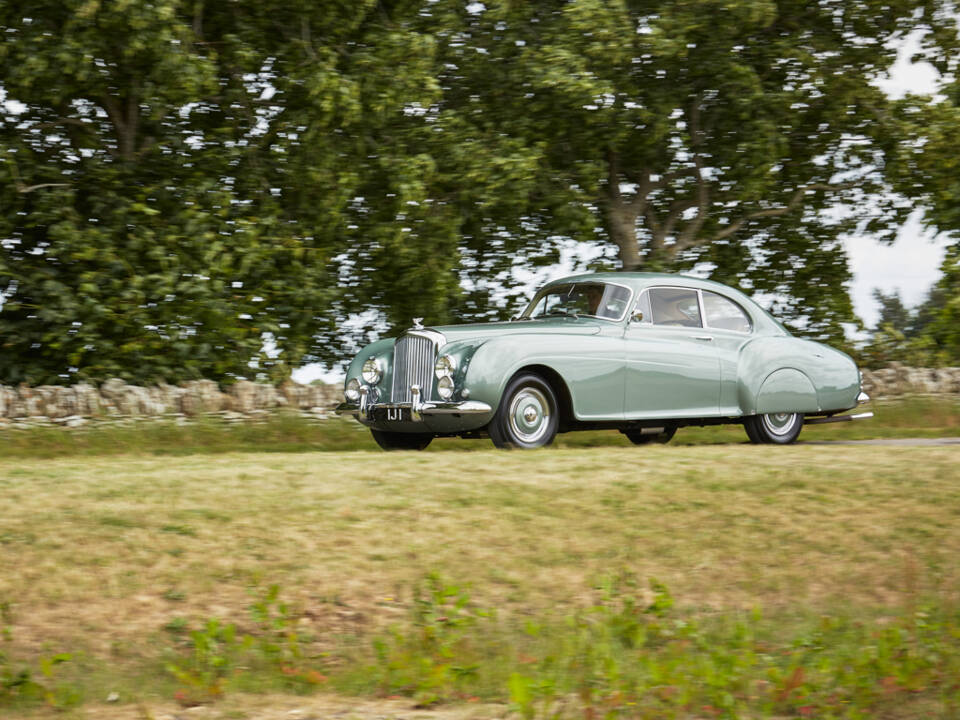 Bild 10/50 von Bentley R-Type Continental (1953)