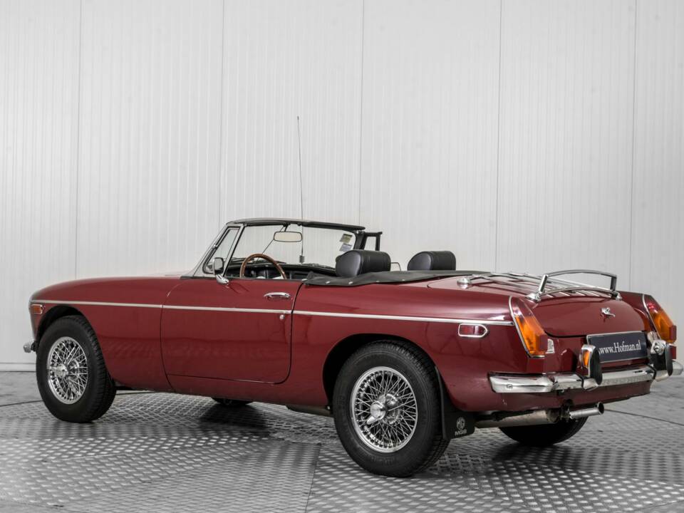 Bild 6/50 von MG MGB (1974)