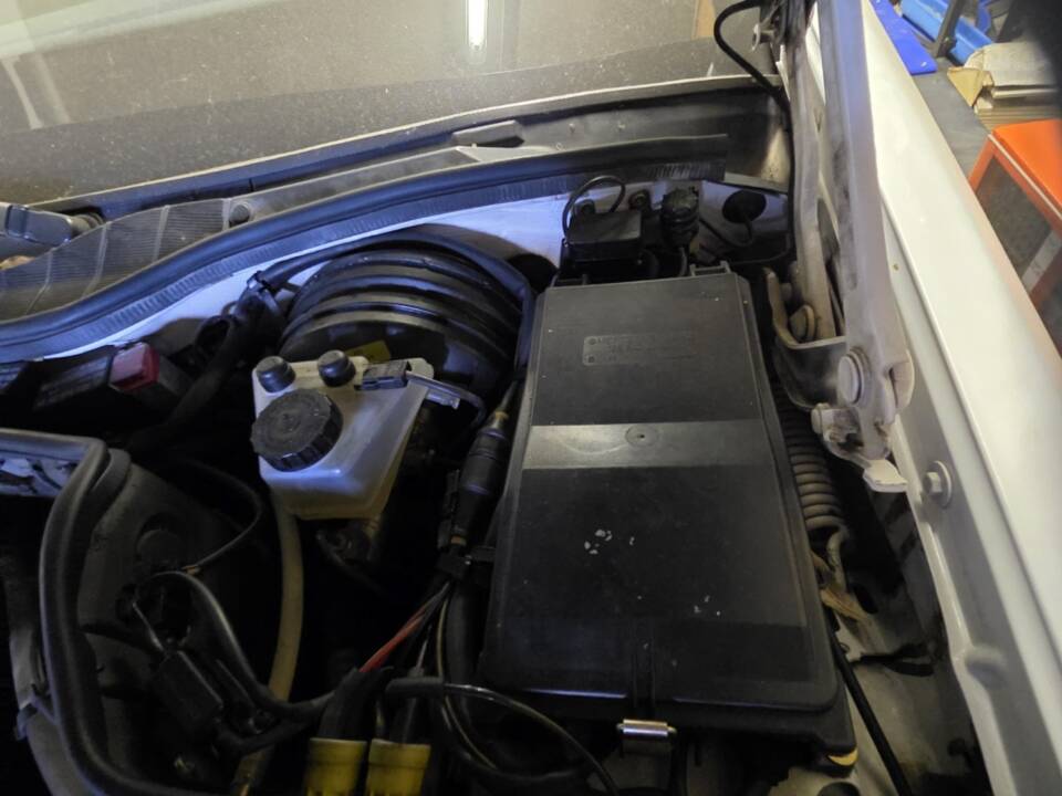 Image 8/17 of Mercedes-Benz 500 SEL (1986)