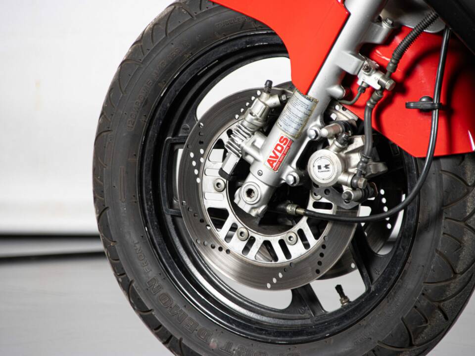 Imagen 13/47 de Kawasaki GPz 1000RX (1986)
