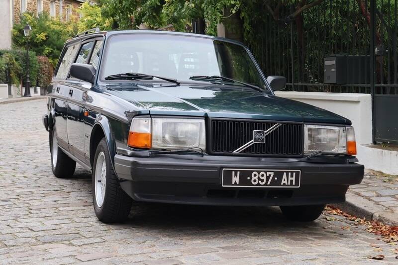 Immagine 4/51 di Volvo 245 Super Polar (1993)