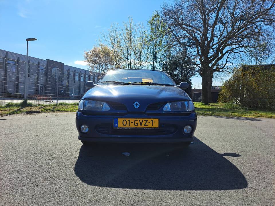 Image 8/15 of Renault Mégane 1.6 e (1997)