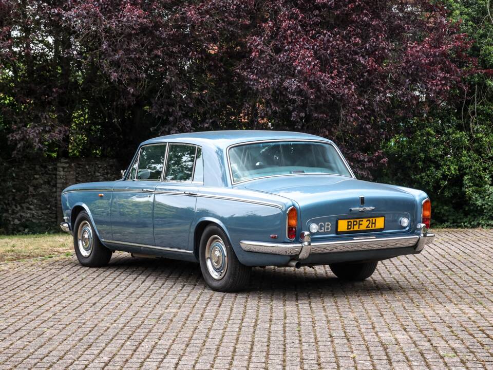 Image 9/35 of Rolls-Royce Silver Shadow I (1970)