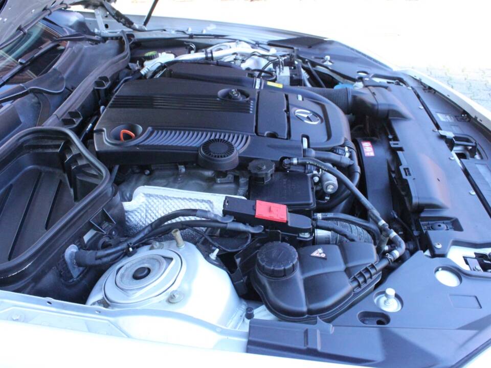 Immagine 8/20 di Mercedes-Benz SLK 200 (2012)