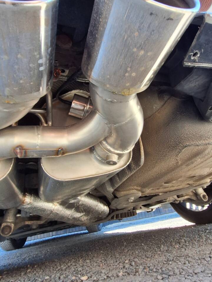 Image 17/25 of ALPINA B5 S Touring (2008)