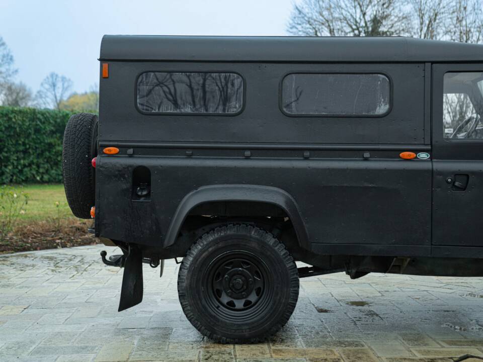 Bild 24/50 von Land Rover 90 (1985)