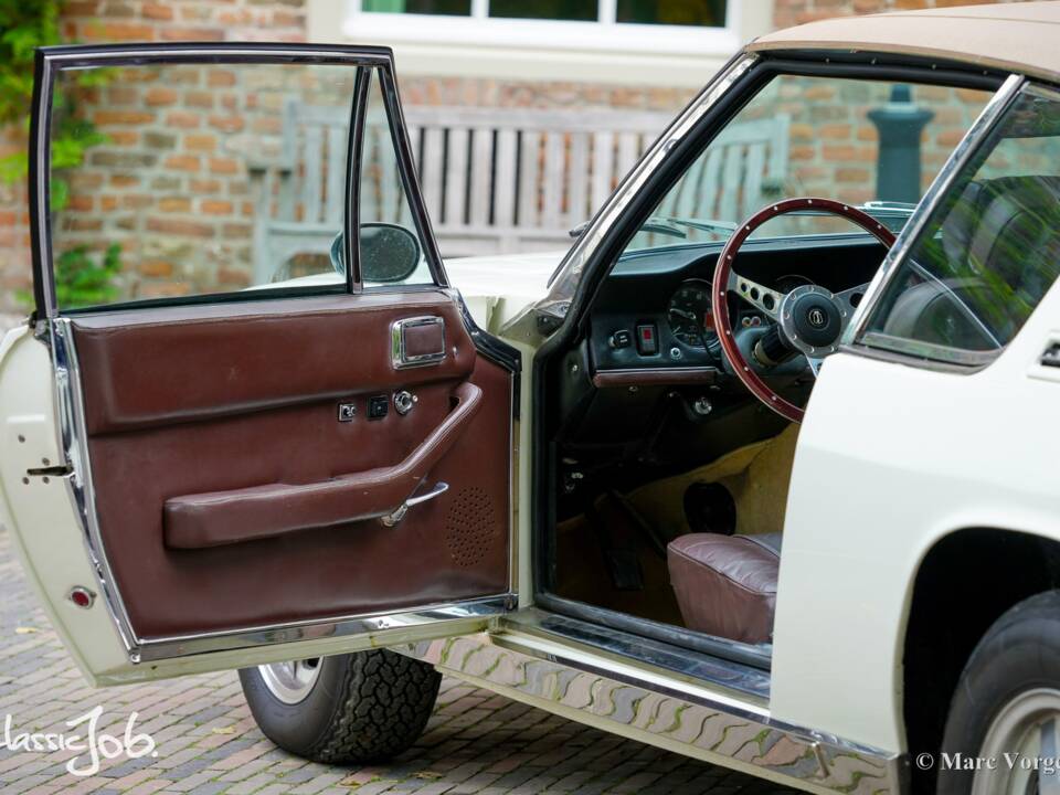 Bild 5/52 von Jensen Interceptor  MK III (1972)