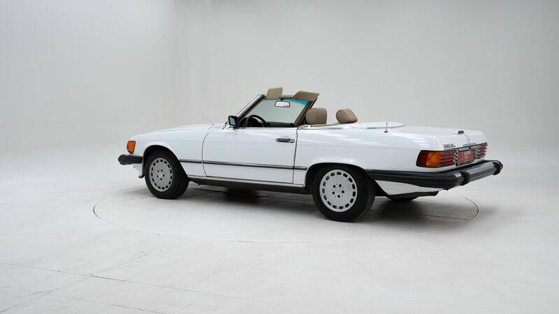 Image 4/15 of Mercedes-Benz 560 SL (1988)