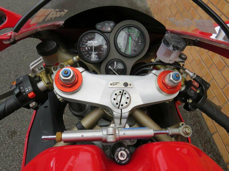 Immagine 10/50 di Ducati 916 R (2000)