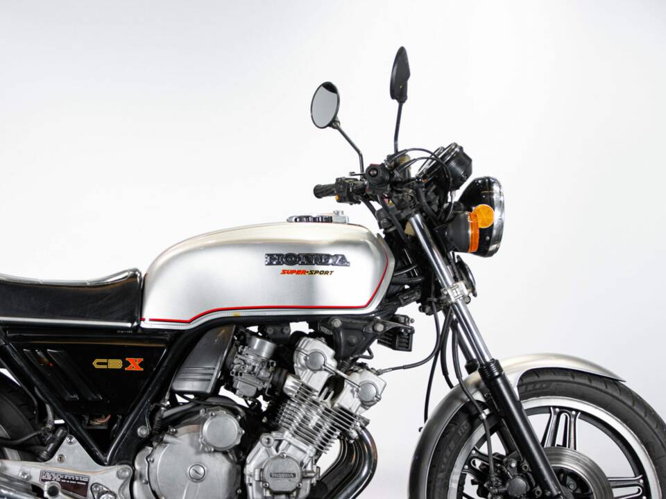 Image 34/50 of Honda DUMMY (1980)