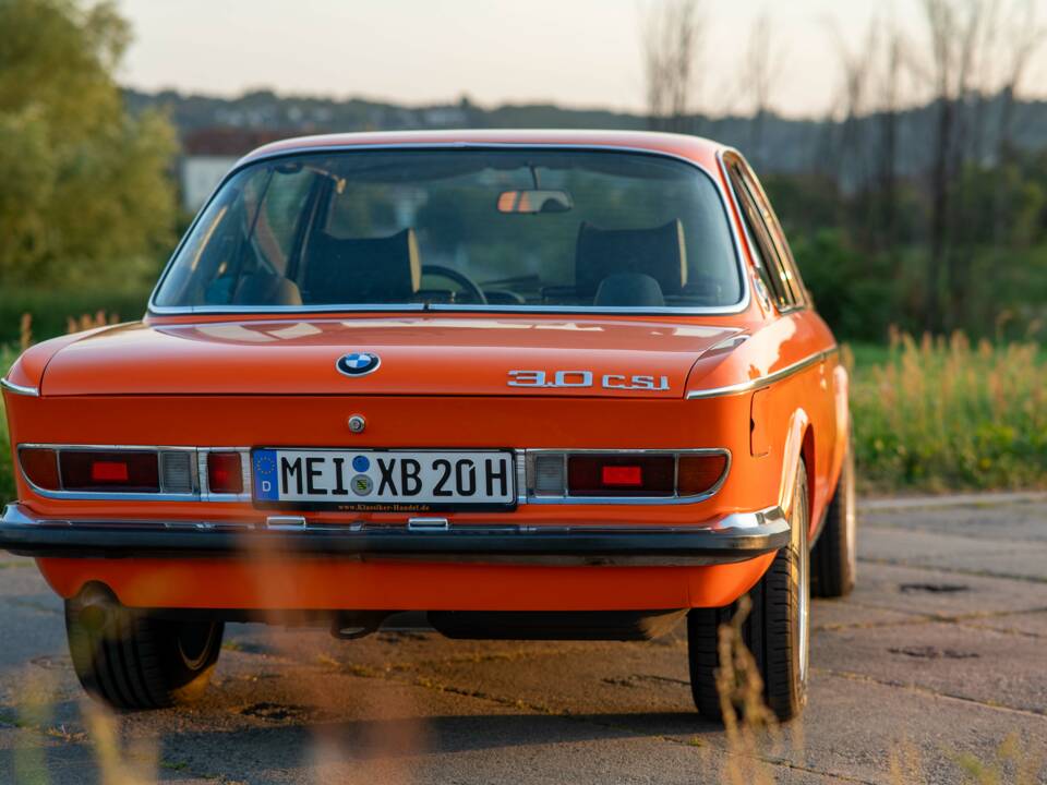 Image 4/31 of BMW 3.0 CSi (1975)