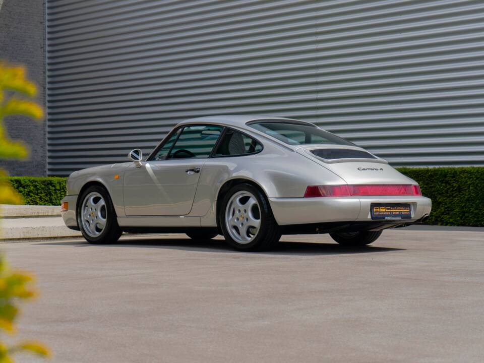 Bild 21/31 von Porsche 911 Carrera 4 (1990)