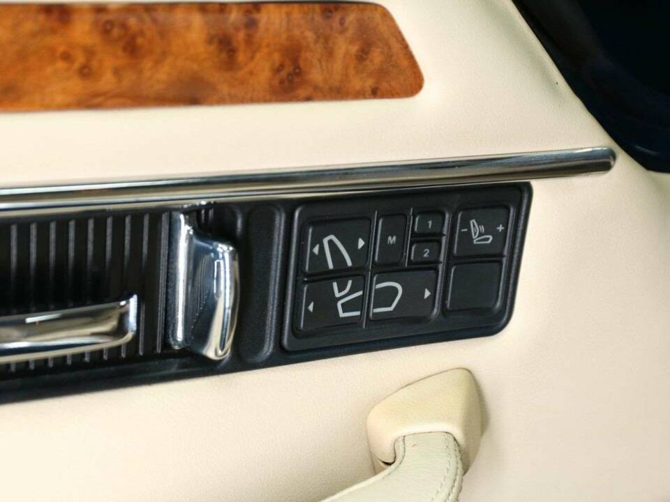 Image 10/49 de Jaguar XJS 4.0 (1995)