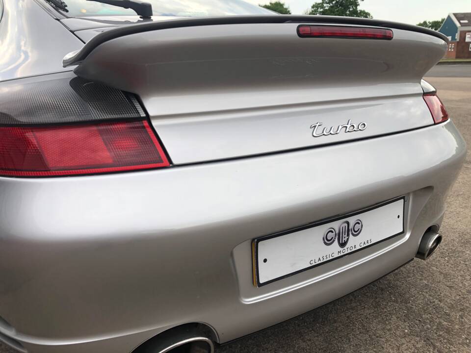 Image 7/10 de Porsche 911 Turbo (2002)