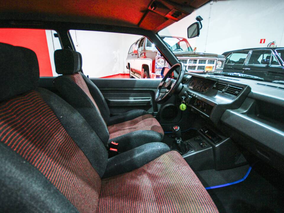 Bild 12/16 von Renault R 5 GT Turbo (1988)