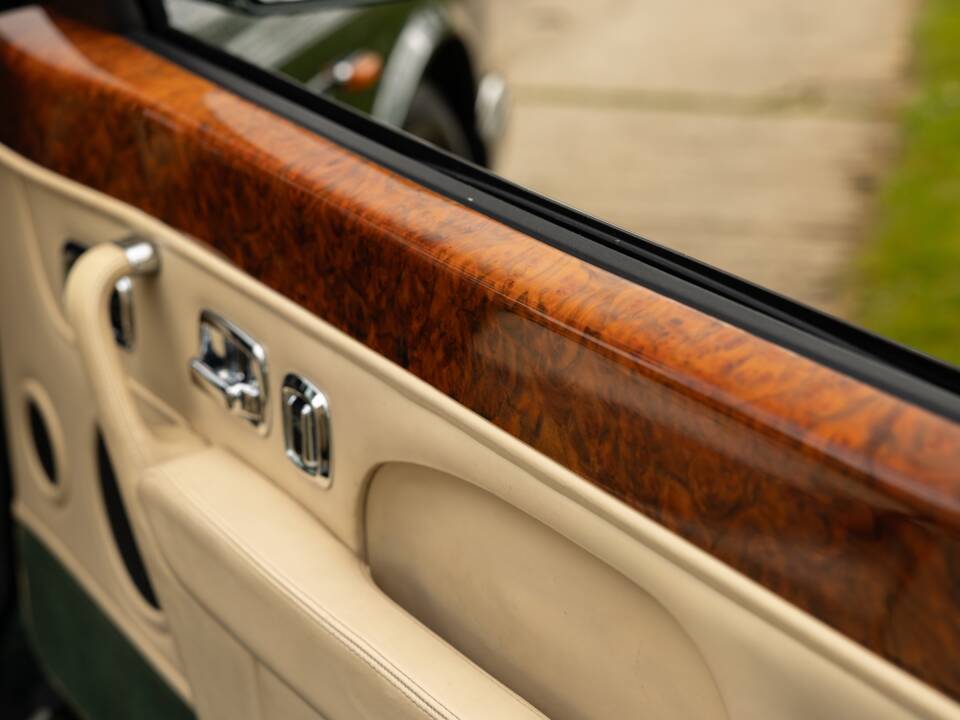 Bild 18/26 von Bentley Azure Mulliner (1999)