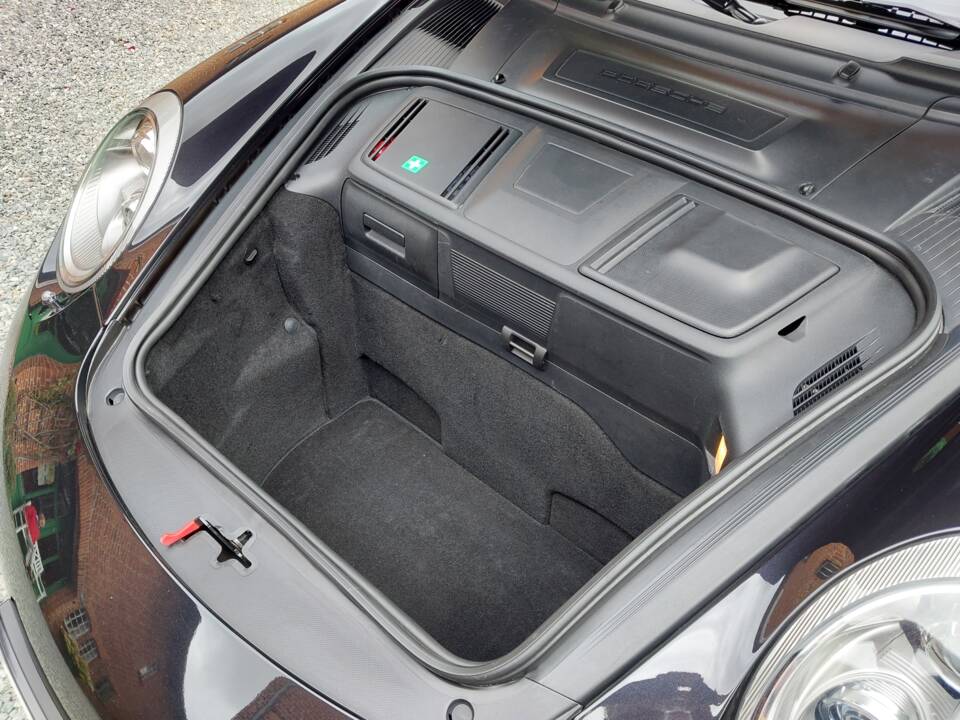 Bild 14/15 von Porsche 911 Carrera 4S (2011)