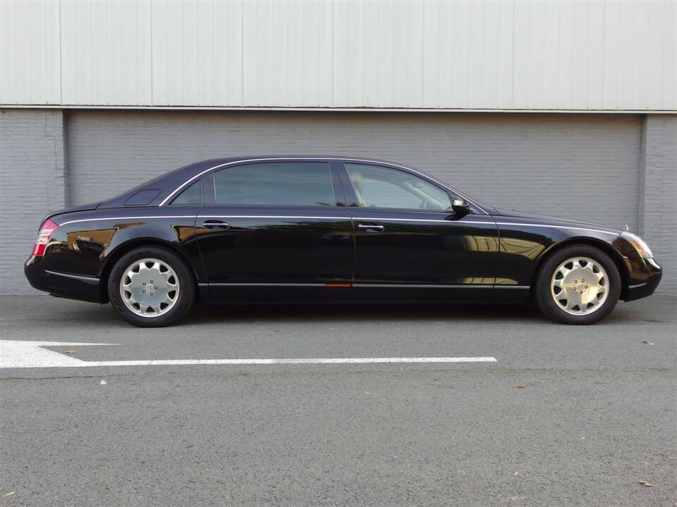 Imagen 3/98 de Maybach 62 (2006)