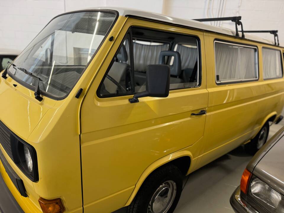 Bild 9/25 von Volkswagen T3 Caravelle TD 1.6 (1987)