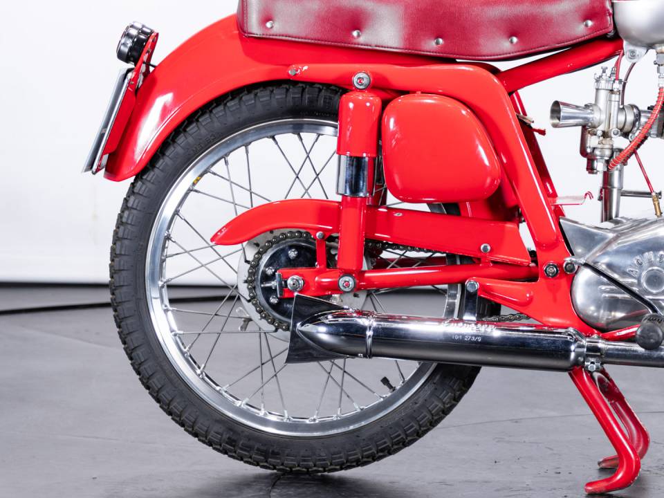 Immagine 14/42 di MV Agusta DUMMY (1955)