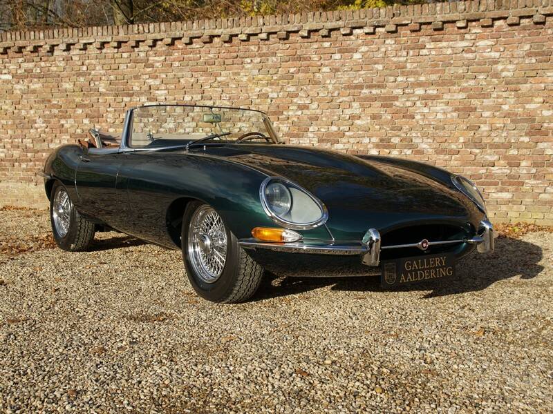 Image 2/50 de Jaguar Type E 4.2 (1967)