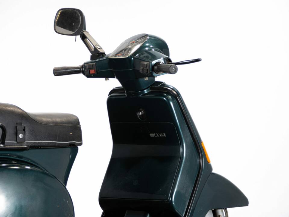 Bild 36/50 von Piaggio Vespa Cosa 150 (1990)