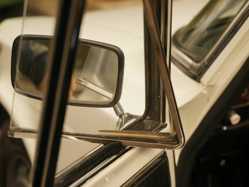 Image 82/100 of Alfa Romeo Giulia Nuova Super 1300 (1977)