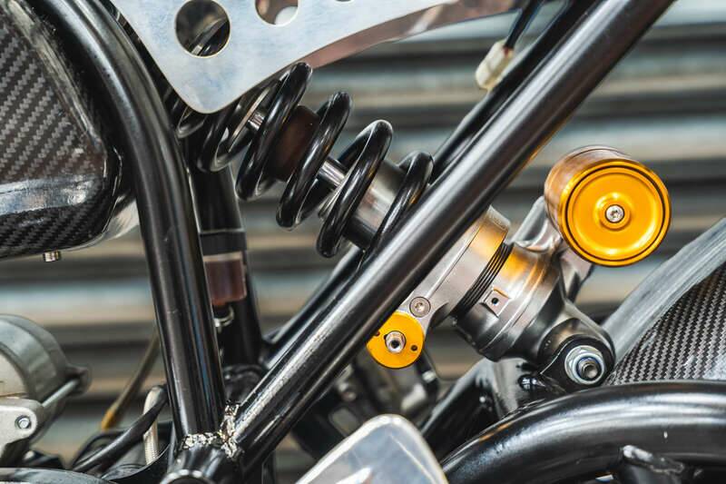 Image 35/38 of Norton Dominator SS (2015)