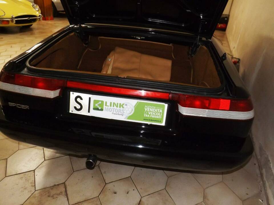 Bild 45/50 von Alfa Romeo 1.6 Spider (1991)